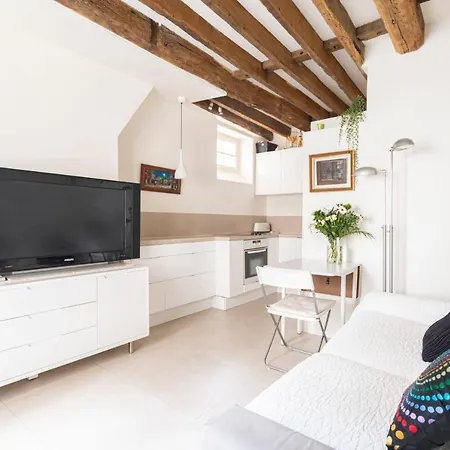 Guestready -- Rustic And Cosy In The 10th * Παρίσι