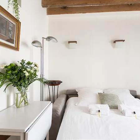 Guestready -- Rustic And Cosy In The 10th
